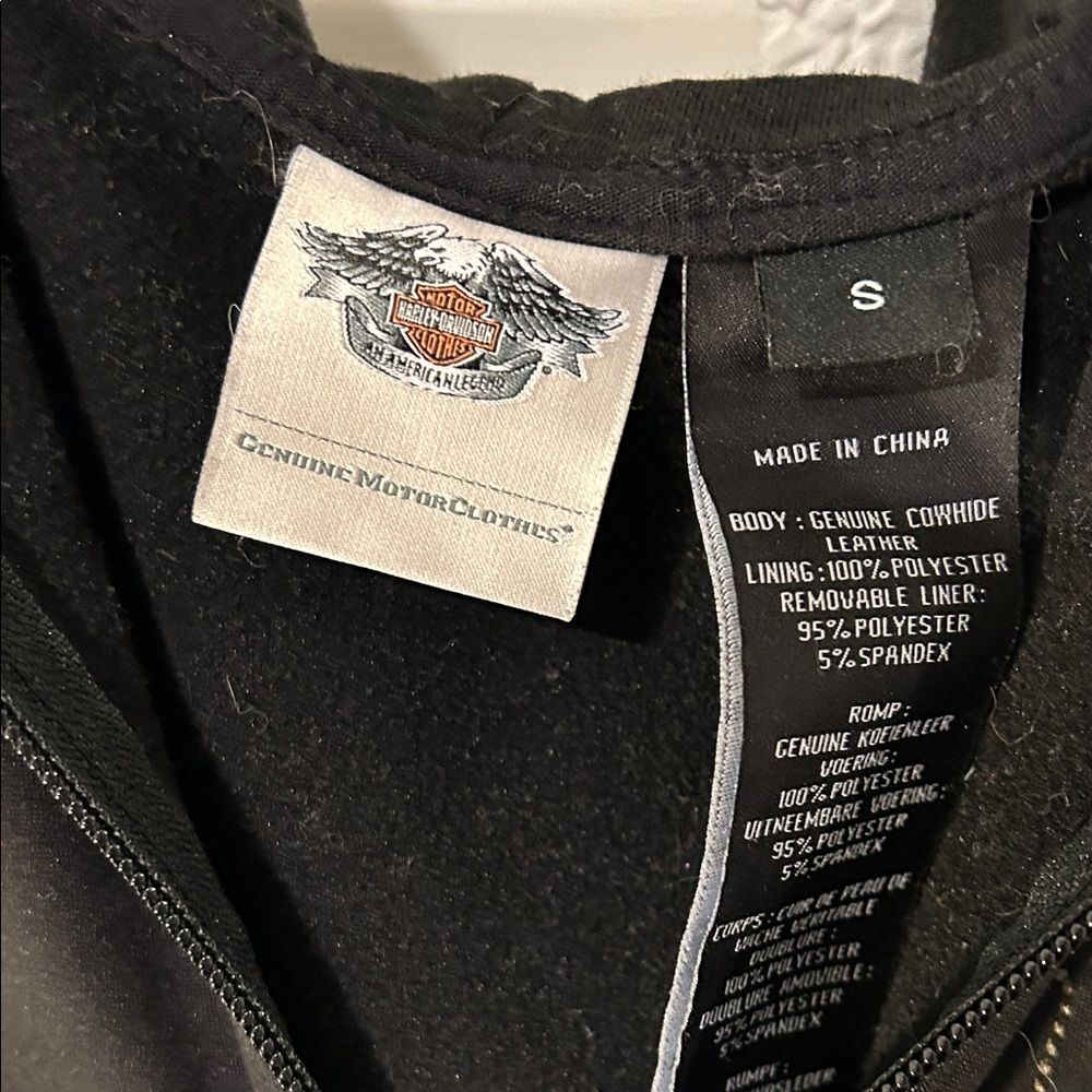 Harley-Davidson Black Zip-Up Hoodie with Tan Drawstrings - Picture 2 of 5